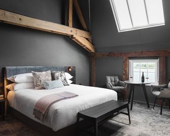 Stillwater Seven - Launceston