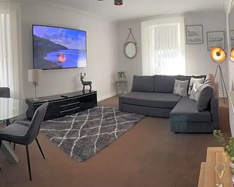 The Upper Largo Hotel & Restaurant - Leven - Wohnzimmer