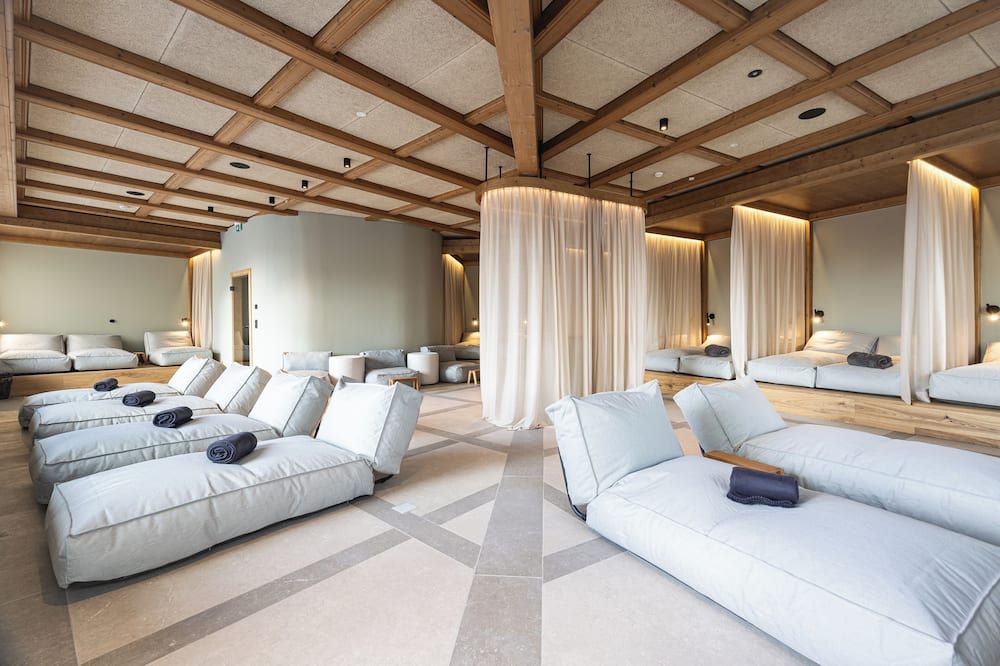 نيوي بوست - زيل أم سيي - غرفة نوم