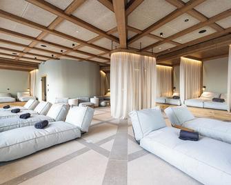 فندق نويا بوست زيل أم سيي - زيل أم سيي - غرفة نوم