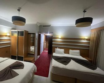 Quars Garden Hotel - Düzce - Bedroom