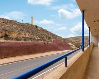 Lovely Apartment In Puerto De Mazarrón - Puerto de Mazarron - Balcony