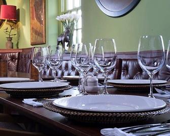 Notley Arms Inn Exmoor National Park - טאונטון