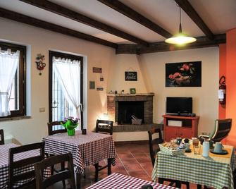 Casalventodimare e Tramontana - Montalto di Castro - Wohnzimmer