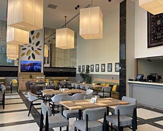 Arena Grand Hotel - Quba - Restaurant