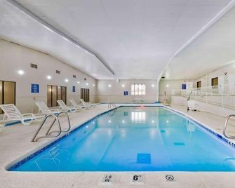Home Place Suites - Bartlesville - Pool