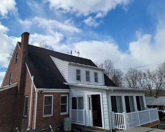Beautiful Village 2BR loaded with extras - Saugerties - Clădire