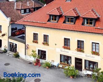 Pension Gästehaus Heller - Weissenkirchen in der Wachau - Building