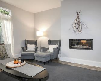 Gweryl Lodge, Family Friendly, With A Garden In Conwy - Conwy - Huiskamer