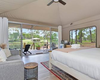 Pokolbin Glamping - Sleeps 2. Eco-Friendly Single Glamping Tents - Pokolbin - Schlafzimmer