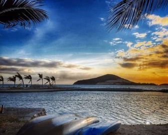 Golden Point Resort - Rakiraki - Spiaggia