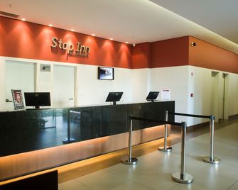 Stop Inn Antonio Carlos - בלו הוריזונטה - דלפק קבלה