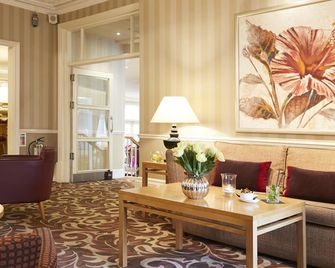 Palm Court - סקארבורו