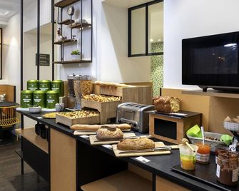 ibis Styles Mâcon Centre - Mâcon - Buffet