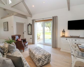 Church View Retreat, Country Holiday Cottage In Weston-Super-Mare - Weston-super-Mare - Living room