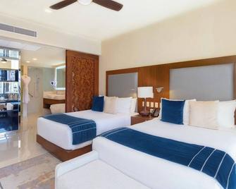 Luxurious Beachfront Paradise - San José del Cabo - Bedroom