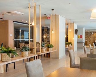 Hilton Garden Inn Itajai Praia Brava - Itajai - Lobby