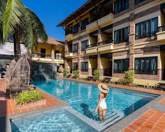 Motive Cottage Resort - Khao Lak - Pool