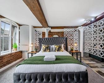 Host & Stay - Mathew Street Studio - Liverpool - Bedroom