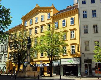 Saint Shermin - Vienna - Building