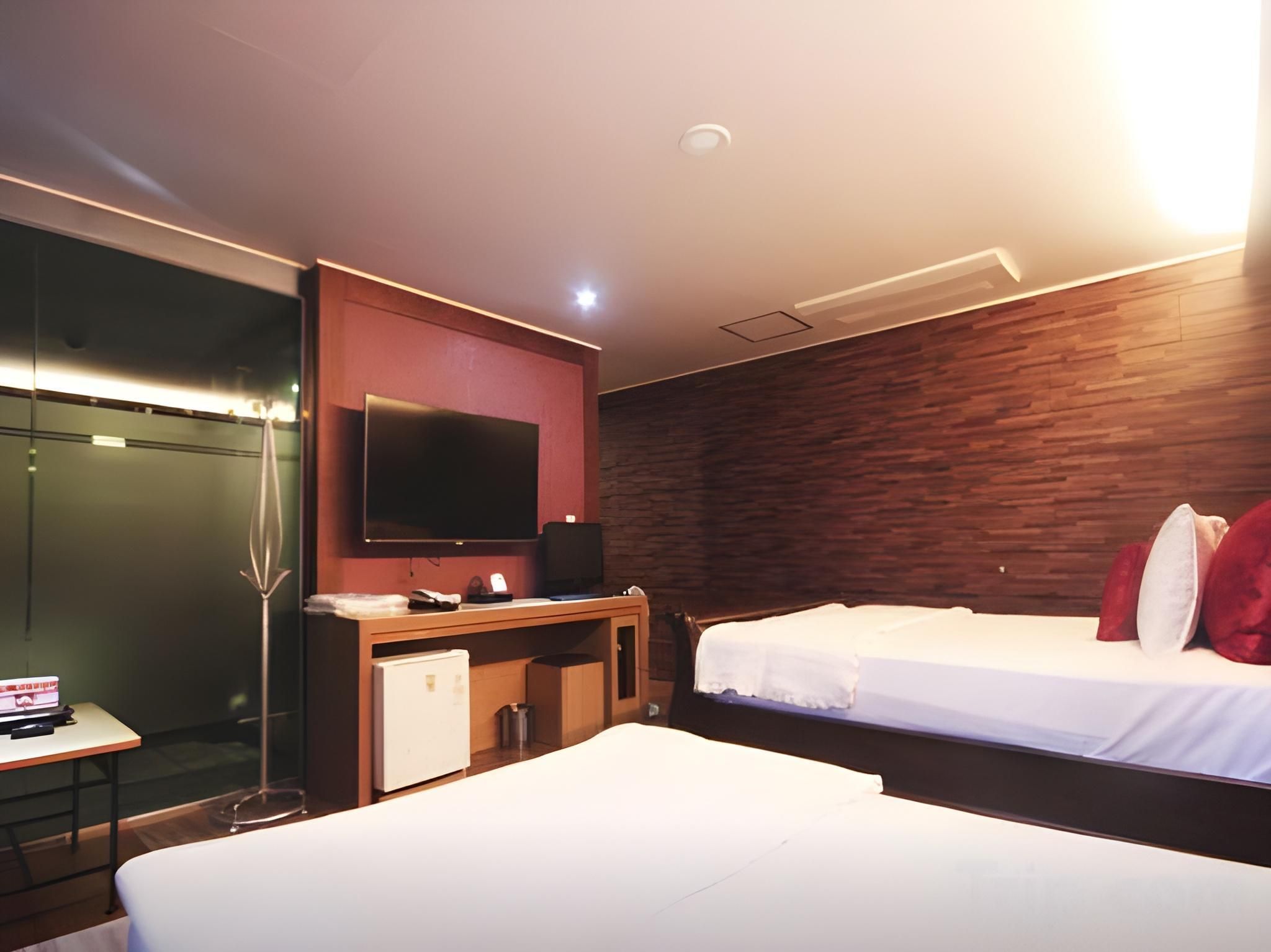 ريزيدنس إر هوتل