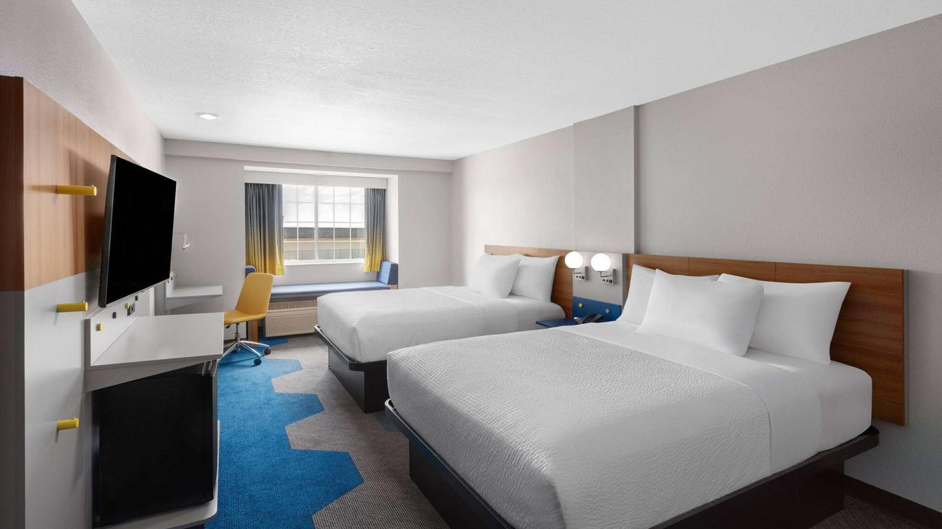 Microtel Inn & Suites by Wyndham Rapid City