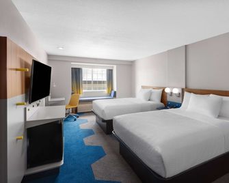Microtel Inn & Suites by Wyndham Rapid City - Rapid City - Habitación