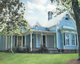 Adair Manor Bed & Breakfast - Adairsville - Vista del exterior