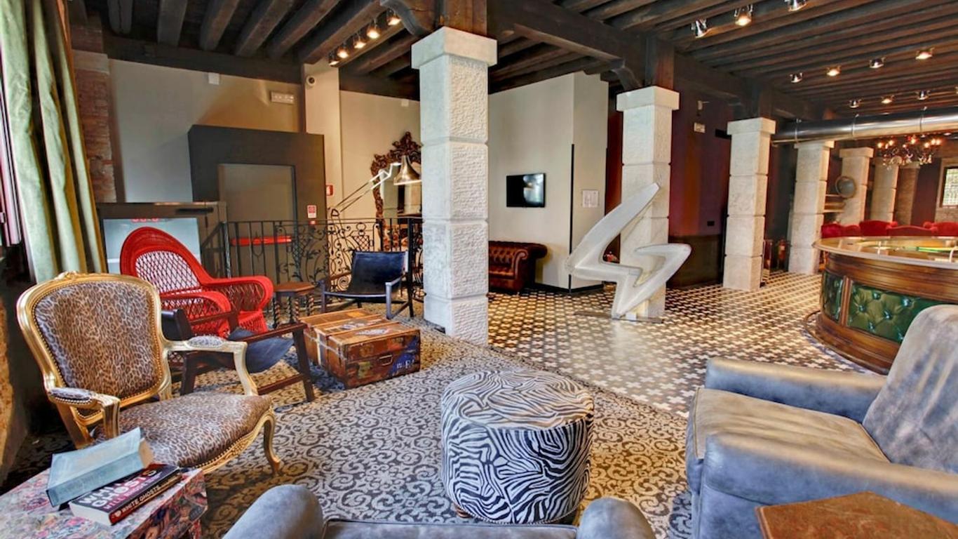 جينيراتور فينس