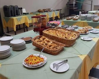 Hotel Presidente - Necochea - Buffet