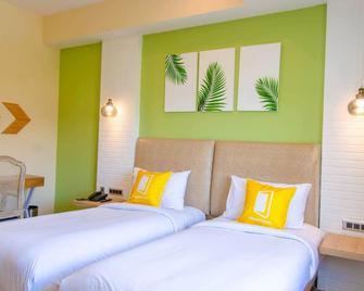 Bloom Hotel - Gachibowli - Hyderabad - Bedroom