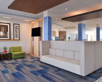 Holiday Inn Express & Suites Alachua - Gainesville Area By IHG - Alachua - Lobby