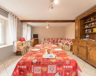 Beautiful Cottage In The Countryside In Ronchamp Near The Corbusier Architect - Ronchamp - Dining room