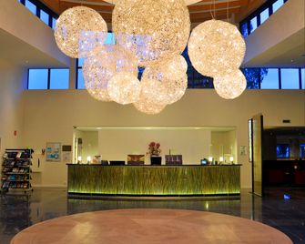 Fletcher Hotel Restaurant Doorwerth - Arnhem - Doorwerth - Front desk