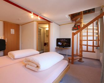 Hotel Alpina - Grächen - Camera da letto