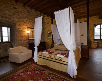Castello dell Aquila - Gragnola - Bedroom