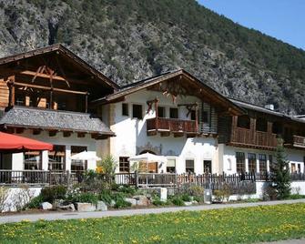 Trofana Tyrol - Imst - Gebäude