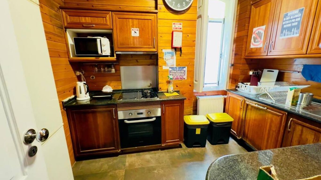 White House Lisbon Hostel