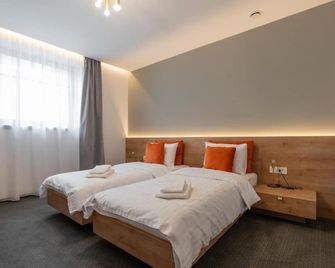 No Pardon Hotel - Satu Mare - Chambre