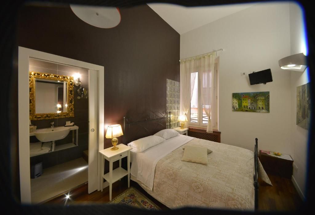 كاسا بيلا بانثيون