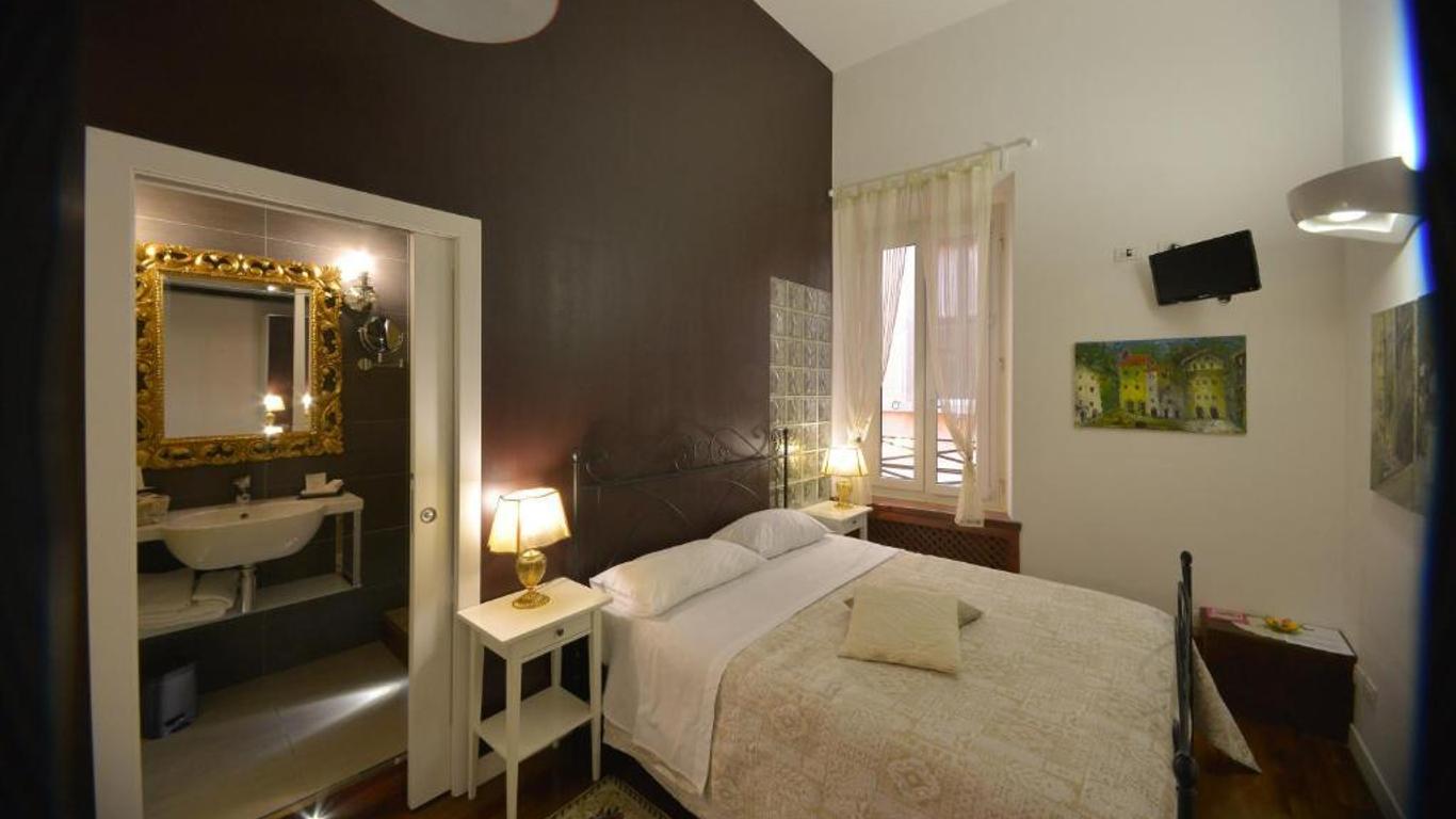 كاسا بيلا بانثيون