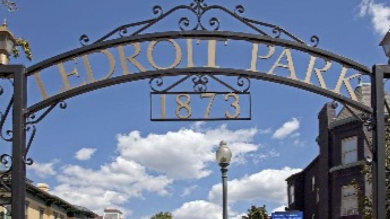 城市公園萬麗住宿加早餐酒店