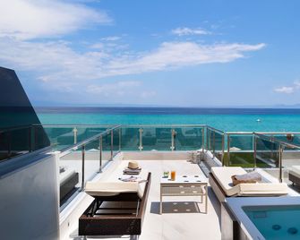 Sea Level Hotel - Polychrono