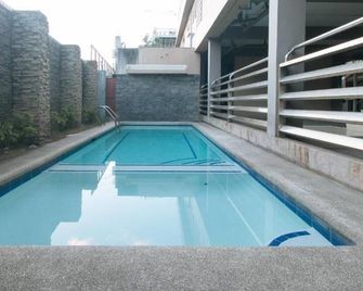 Grand Apartelle Mandaue Cebu - Mandaue City - Pool