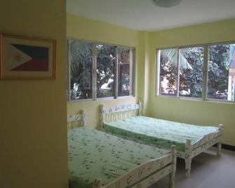 Ddd Habitat Marikina Hotel - Marikina - Habitación