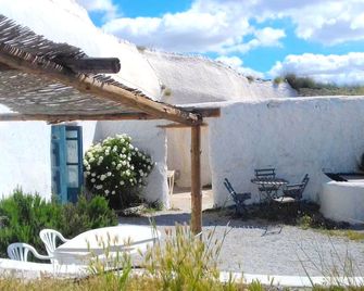 Cueva El Ermitaño - Baza - Binnenhof