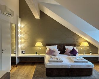 Haven Hotels - Helvetia Suites Düsseldorf City - Düsseldorf