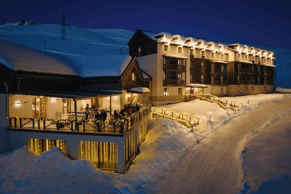 Alpina Hotel Gudauri - Gudauri - Bâtiment
