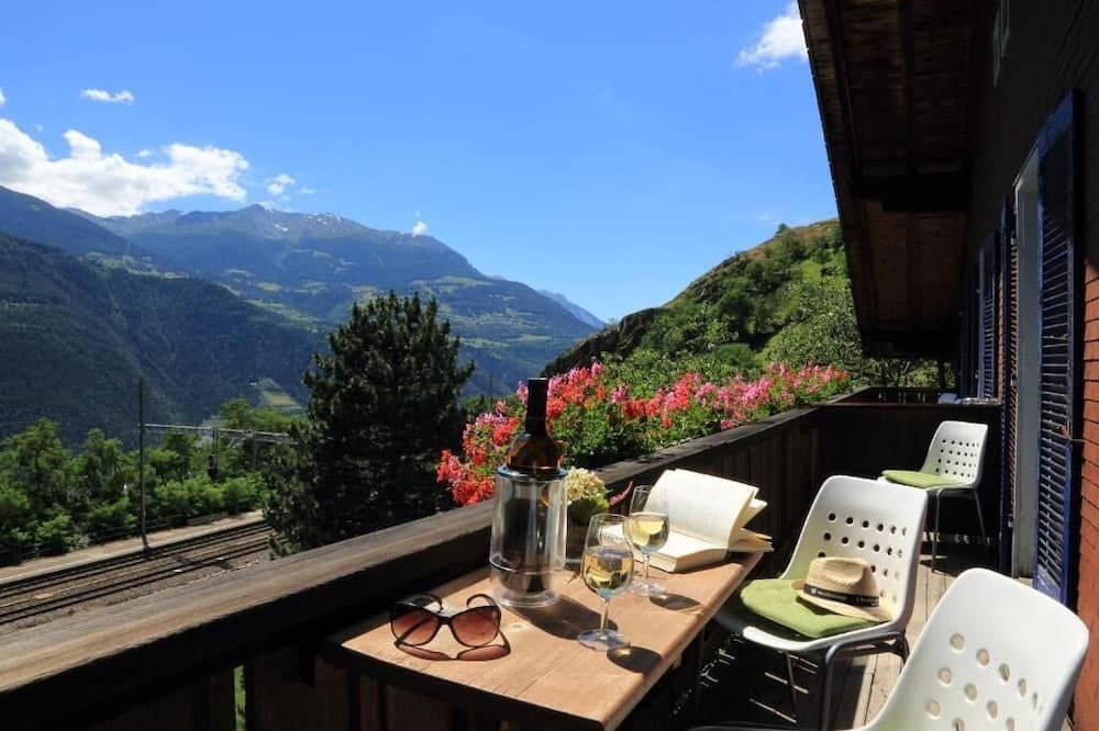 Long & Short Stay Hotel Bahnhof Ausserberg - Ausserberg - Balcon