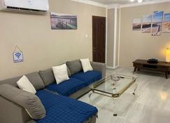 City Comfort Rooms - Lárnaca - Sala de estar